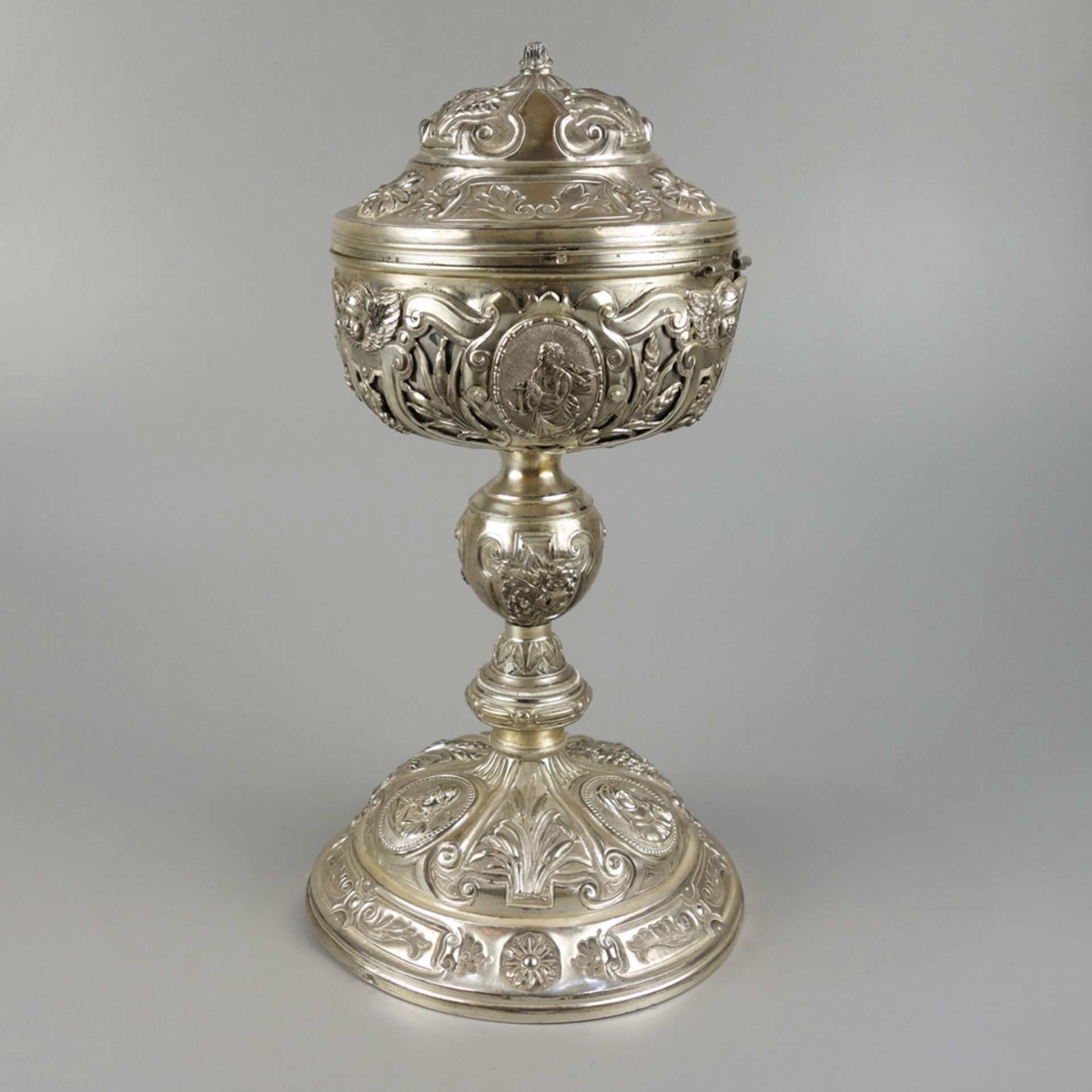 Ziborium, Silber, Frankreich, 950er Silber, 19.Jh., gewölbter Stand mit Reliefp - Bild 2 aus 6