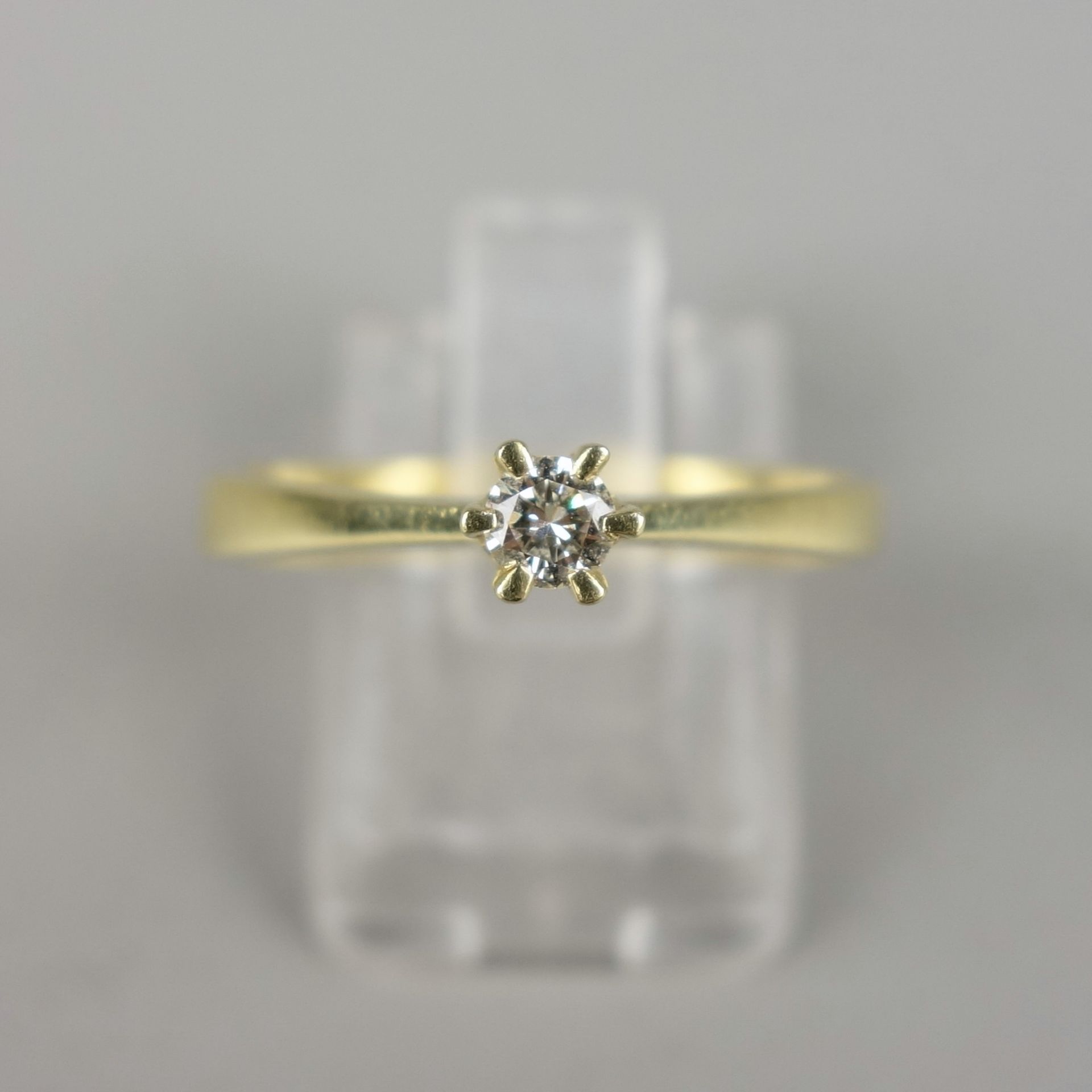 Brillant-Ring, 750er Gold, Gew.3,0g, Brillant in Krappenfassung, ca.0,10ct, U.5 - Bild 2 aus 3