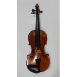 Geige, Uebel, 20. Jh., Ebenholzwirbel, Kinnhalter vorhanden, L.: 58 cm.- - -27.00 % buyer's