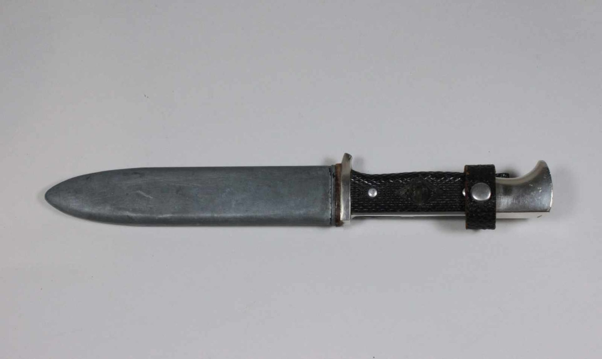 Dolch, wohl entnazifiziert, Klinge C. Julius Herbertz Solingen, L.: 25,5 cm.- - -27.00 % buyer's - Bild 2 aus 2