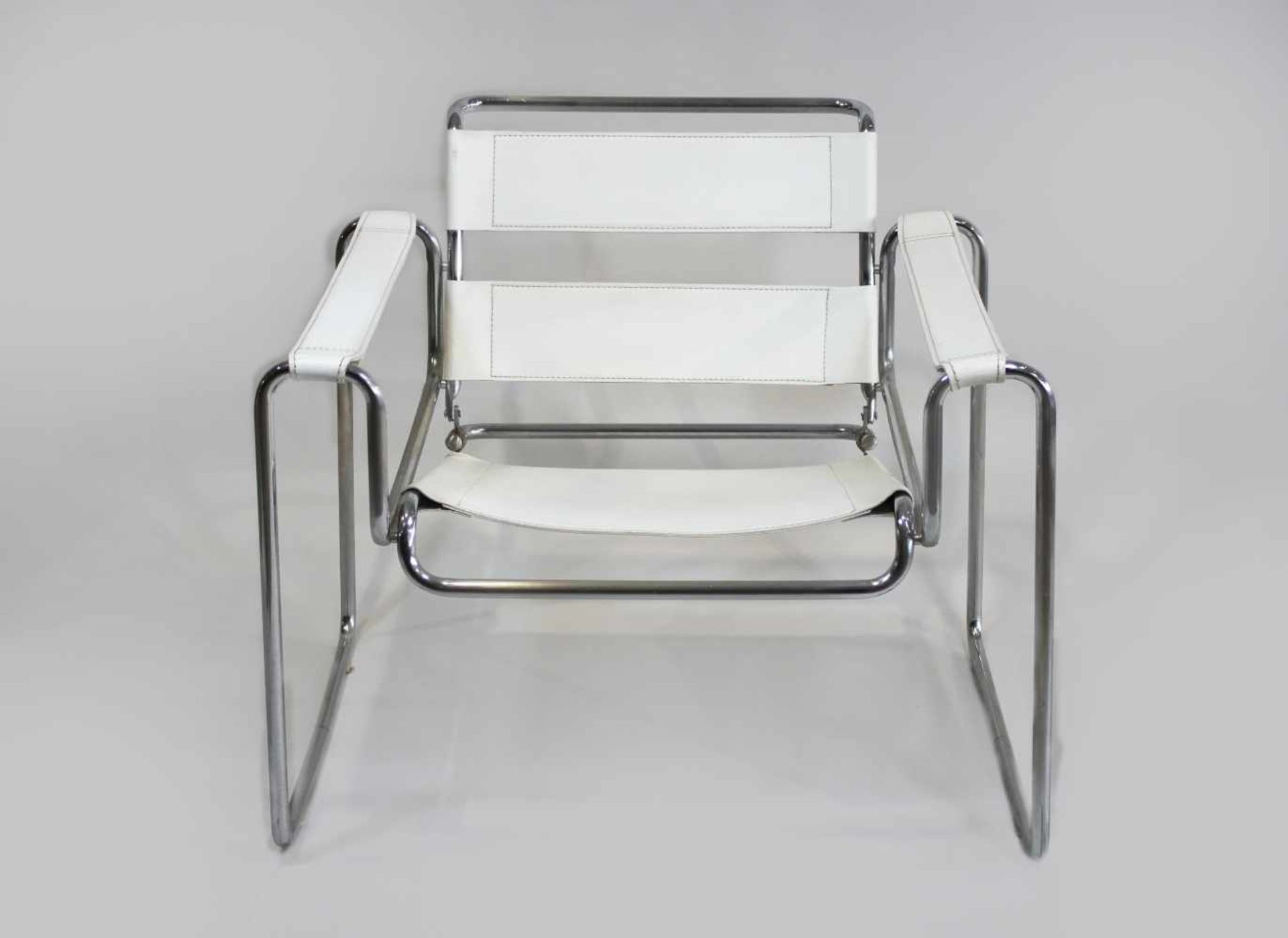 Clubsessel B3/ Wassily-Chair, Entwurf von Marcel Breuer am Bauhaus in Dessau, Stahlrohr und weißes