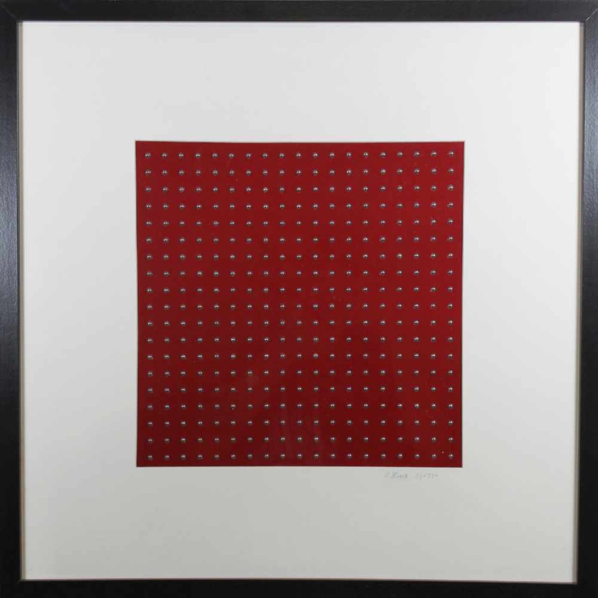 Dietmar Hinz, abstrakte Komposition, kleine Stahlkugel in Lackplatte eingesezt, 29 x 29 cm, Pass.,