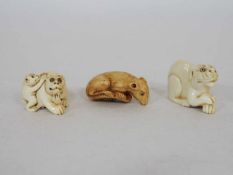 Drei Netsuke in Tiergestalt