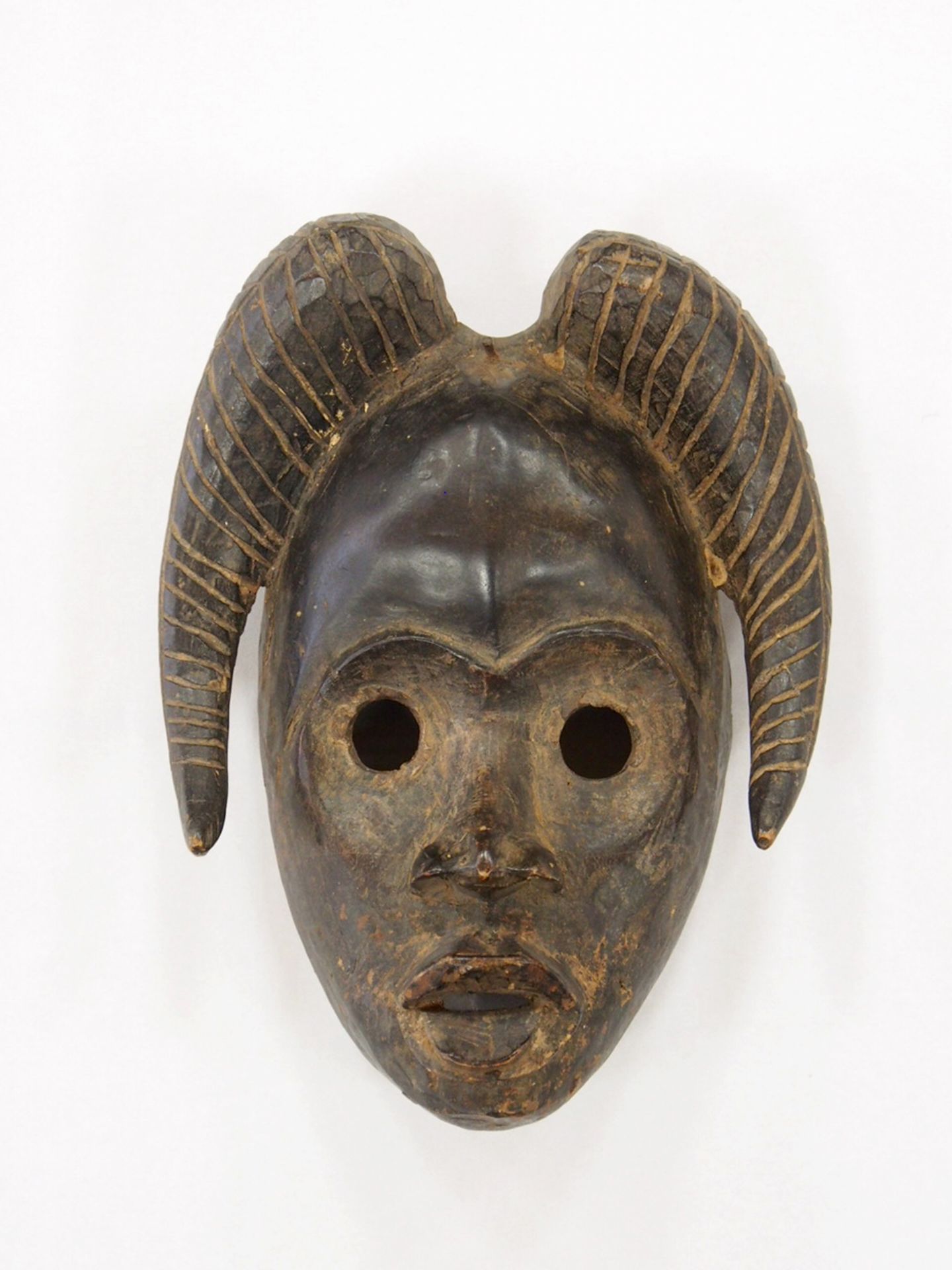 Maske mit Zopffrisur - Image 2 of 2