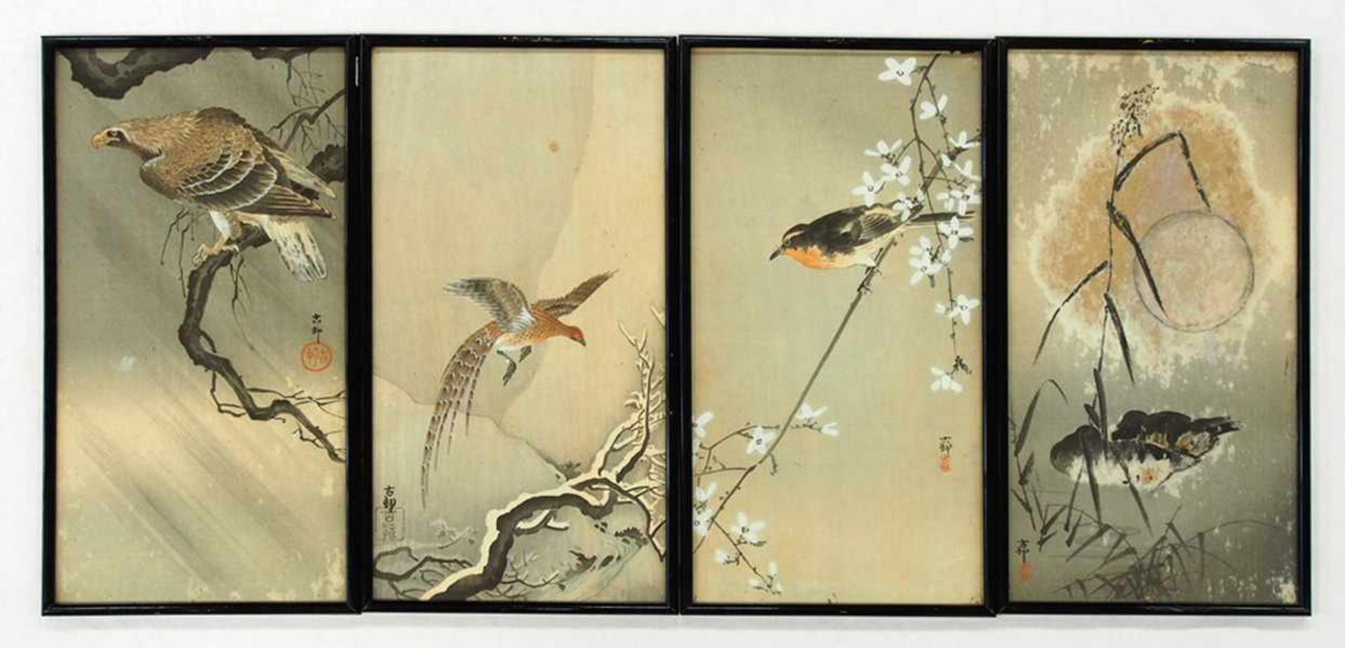 Vier japanische Farbholzschnitte mit Vögeln und Landschaftsdarstellungen19. Jahrhundert, 34 x 18 cm,