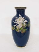 Vase mit BlumenrankeBronze, Cloisonné, Japan um 1900, Höhe 46 cm