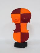 HAMM, Falko1939-2015Verzauberte GeigeSkulptur, Geigenkorpus, verschiedene Werkstoffe, Farbe,