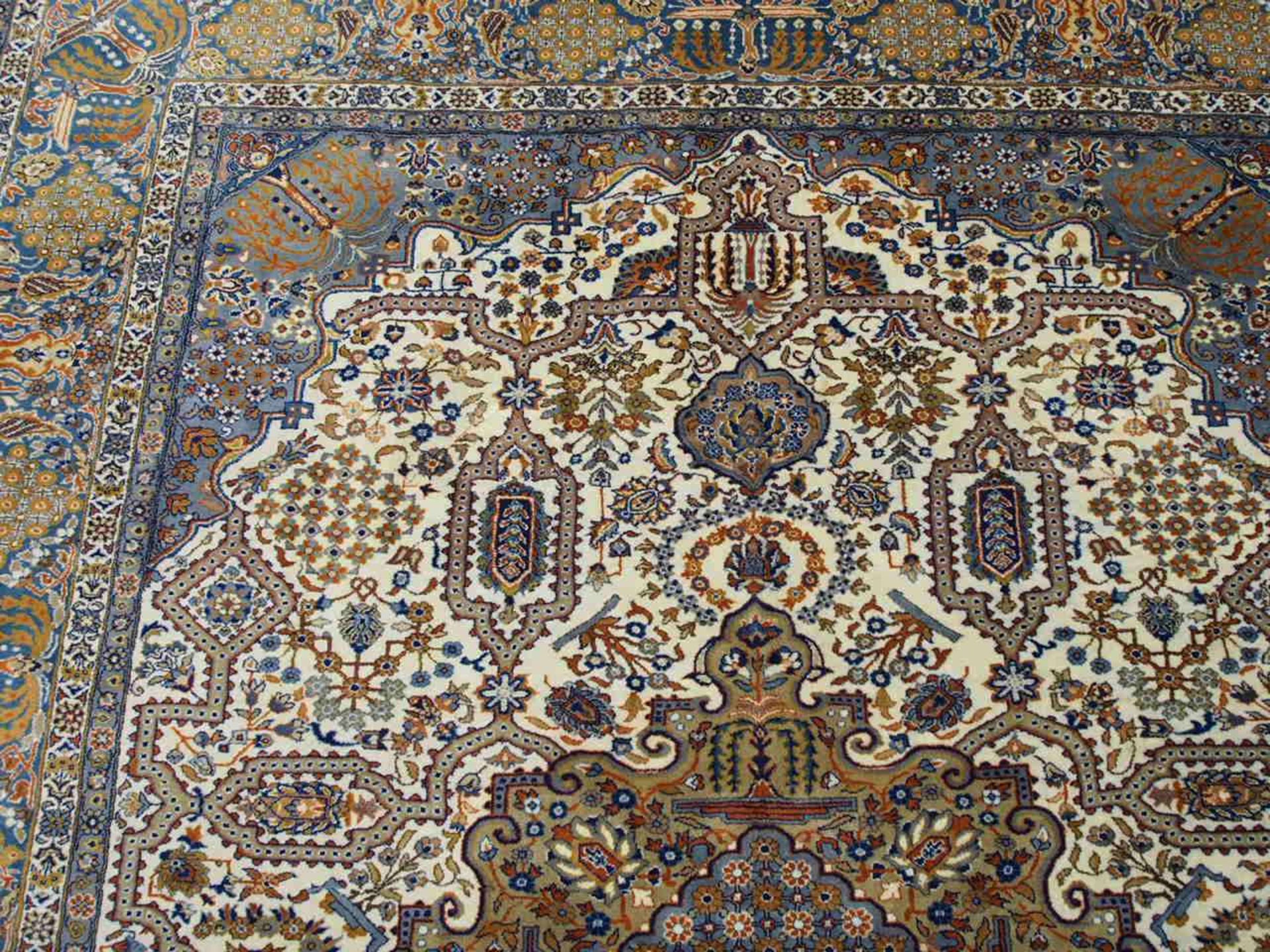 Teppich Indien, 20. Jahrhundert, 243 x 198 cm, Zustand B - Image 2 of 2