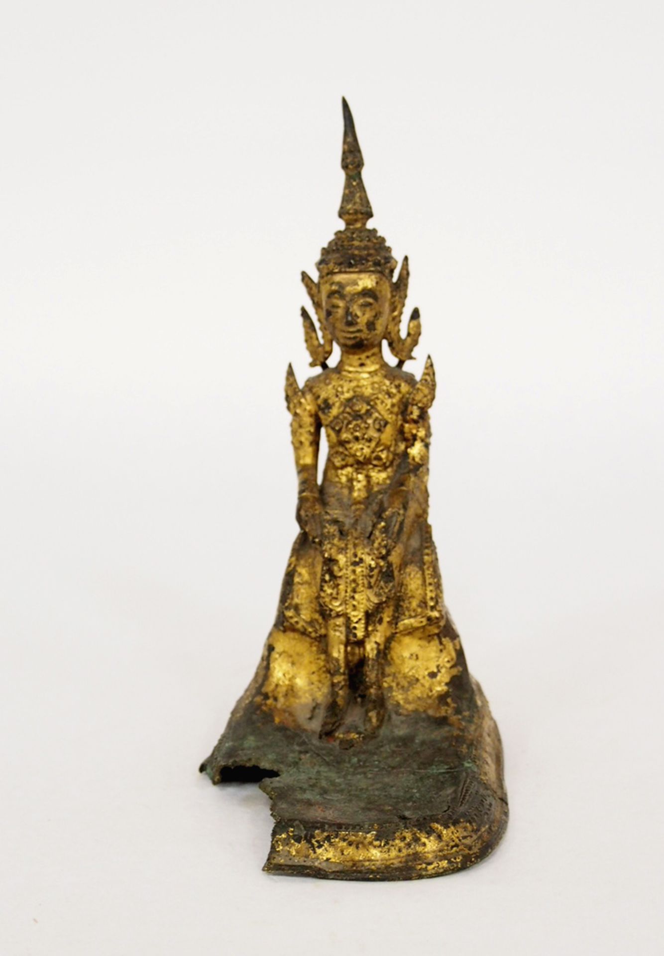 Thronender Buddha - Bild 2 aus 3