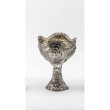 Silbermontur einer Vase