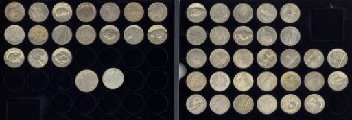 DDRSammlung von 49 Gedenkmünzen: 20 Mark 1983 Marx. 10 Mark 1989 40 Jahre DDR. 47 x 5 Mark: 1968
