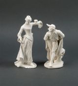Figurenpaar der Commedia dell' ArteWeißporzellan. Auf Rocaillensockel, stehende Colombina, nach
