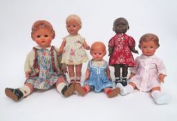 Fünf diverse Schildkröt Puppen