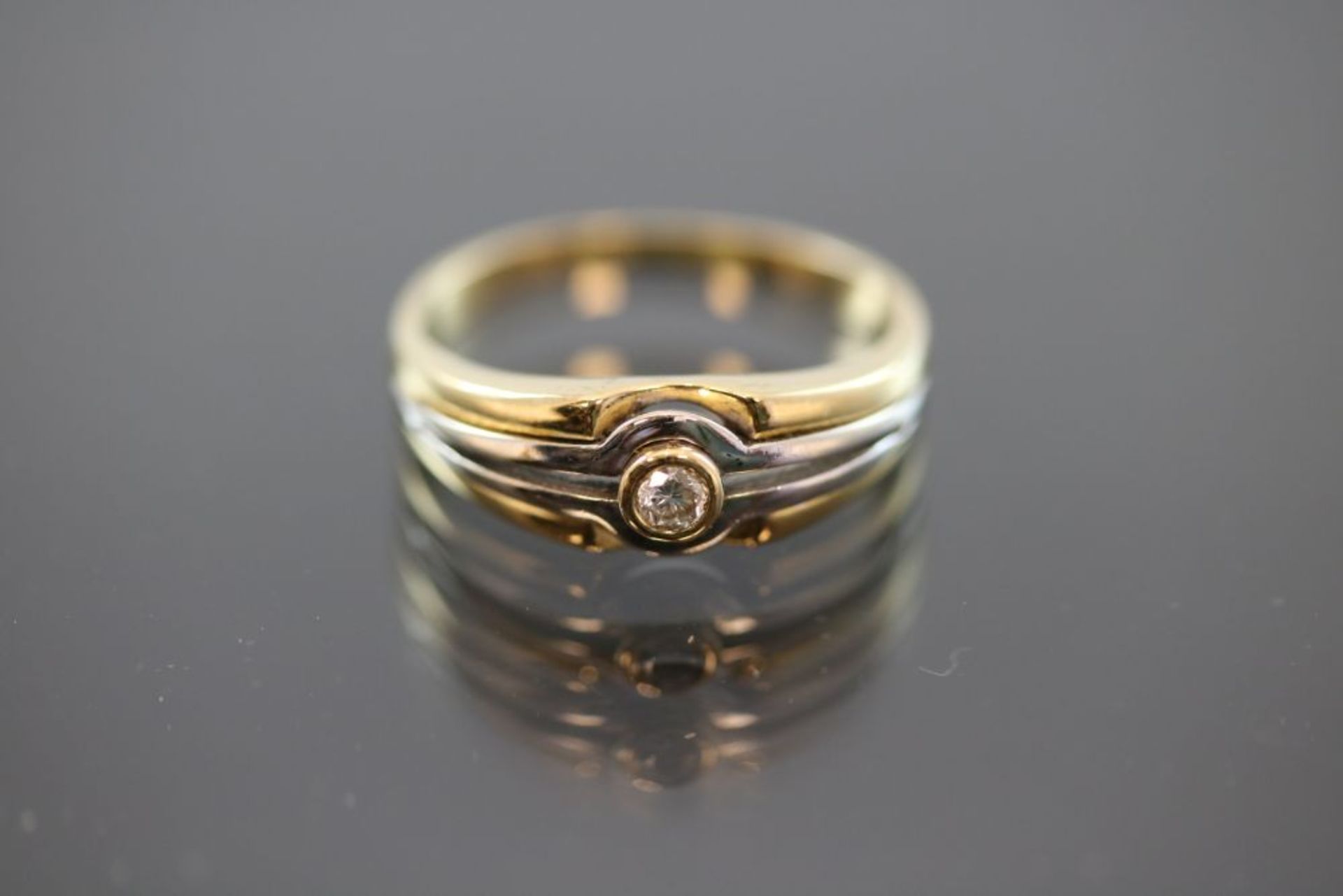 Brillant-Ring, 750 Gelbgold/weißgold<
