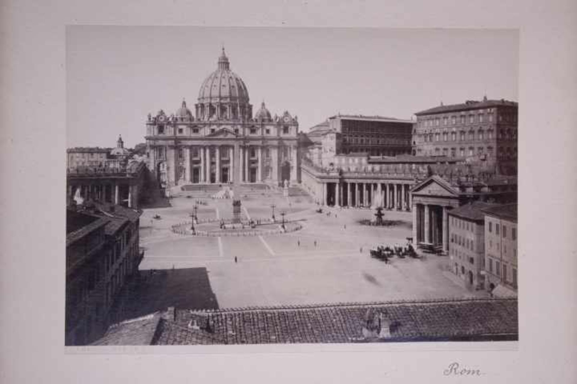 Albumin Fotos 2 St. um 1920Rom Engelsburg / Peterskirche u.Vatikanauf karton26x19cm
