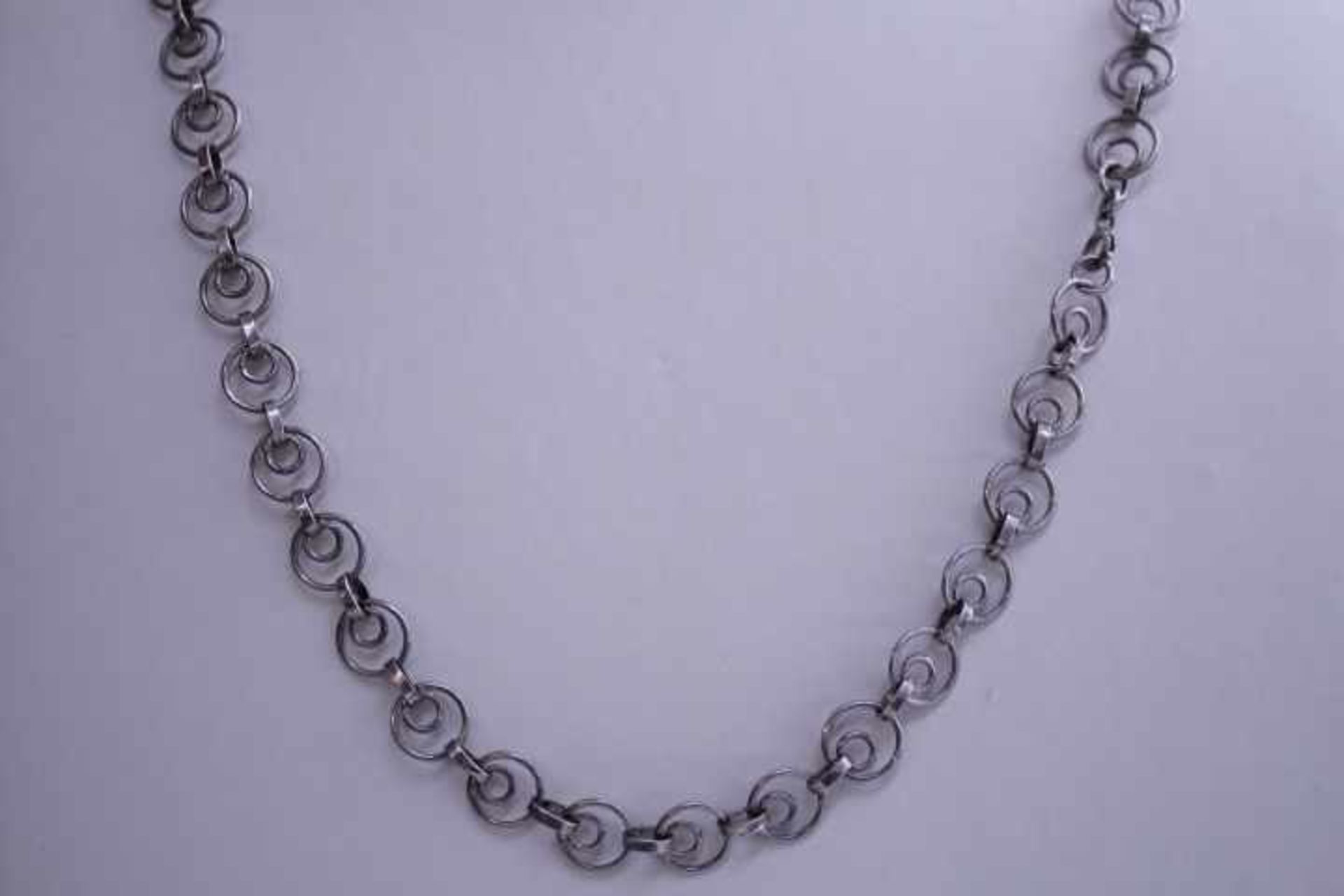 Silber HalsketteRingförmige doppelglieder800 Silber wohl um 1930L:86cm