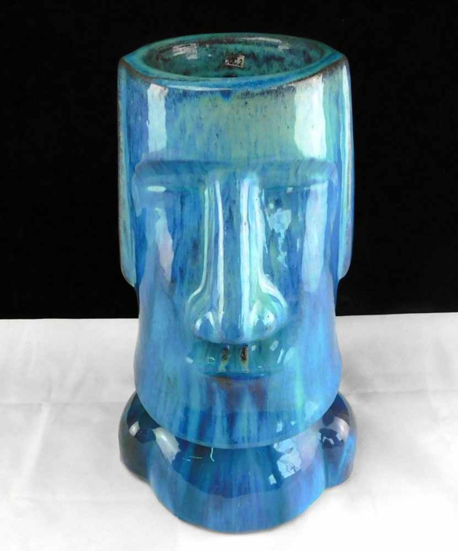 Große Vase, Keramik, stilisierter Kopf, Ende 20. Jhdt., Höhe 41 cm, Ø oberer Rand 16 cm