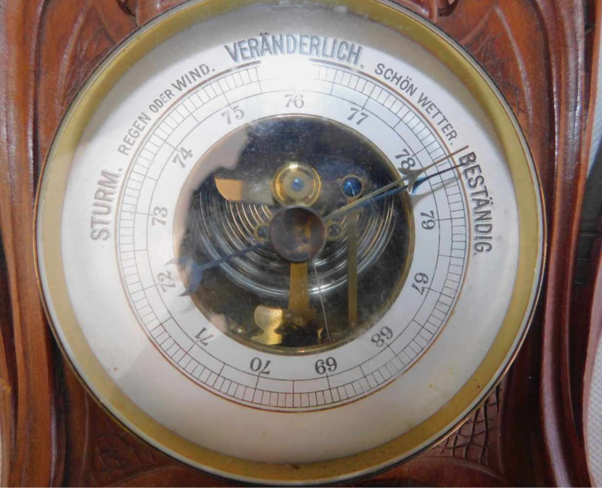 Barometer Thermometer Jugendstil, deutsch um 1900, Nussbaum, florale Schnitzereien - Bild 2 aus 3