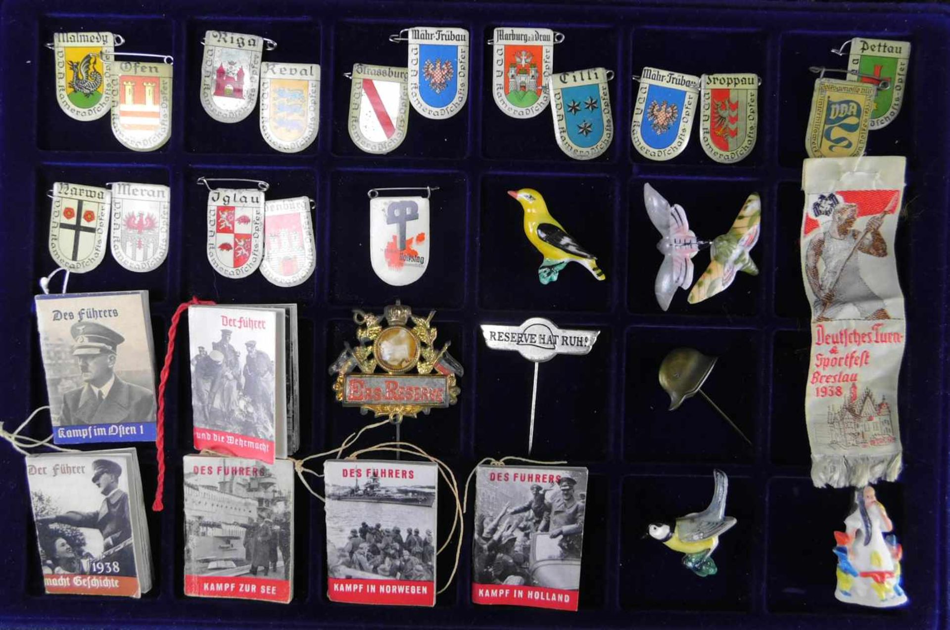 2. Weltkrieg, Nothilfeaktion WHW Sammlung Winterhilfswerk Anstecker, Miniatur-Fibeln u. Ähnliches,