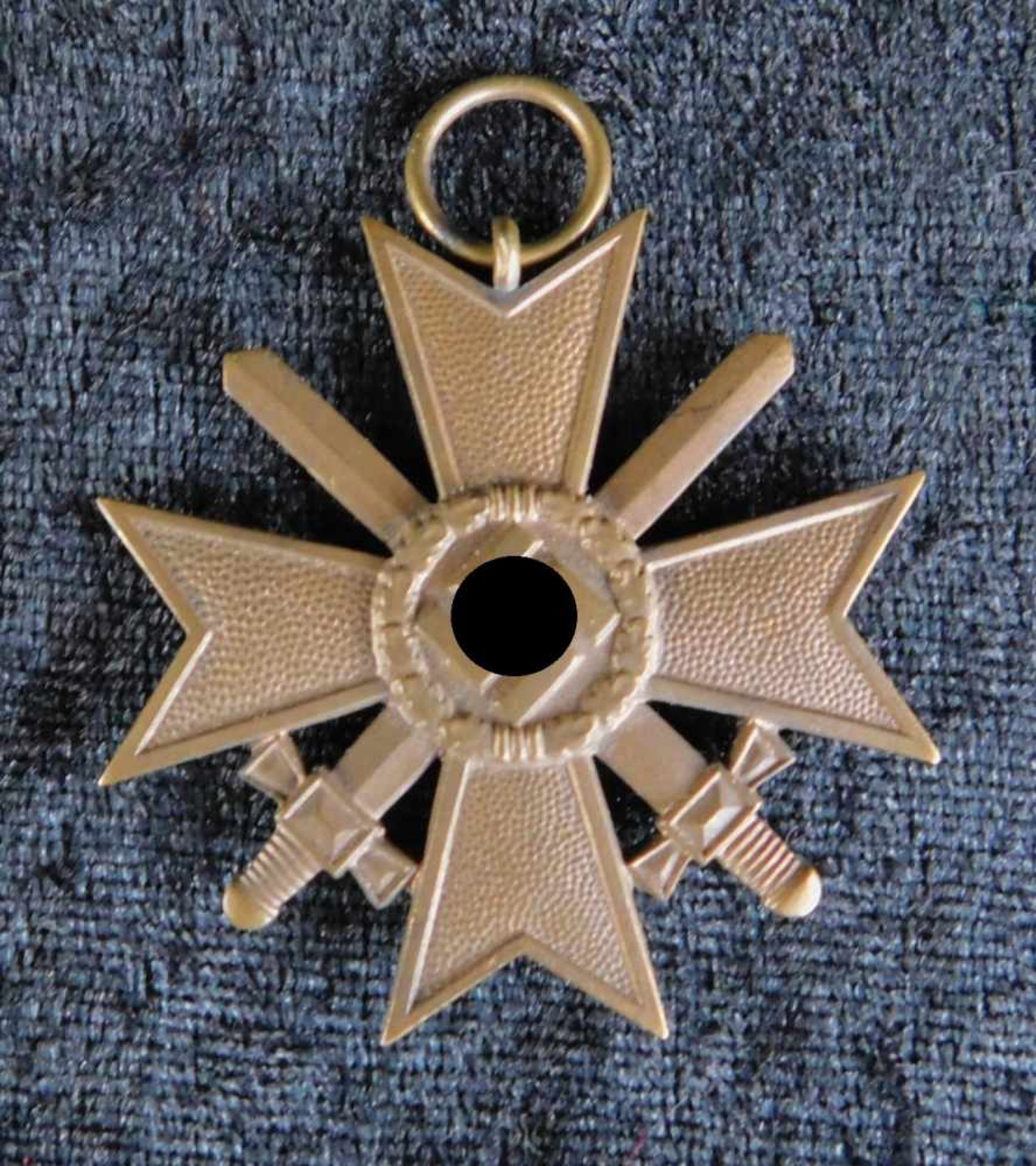 2. WK, Konvolut, Medaille Winterschlacht i. Osten 1941/42 a. Band, Kriegsverdienstkreuz m. - Image 3 of 3