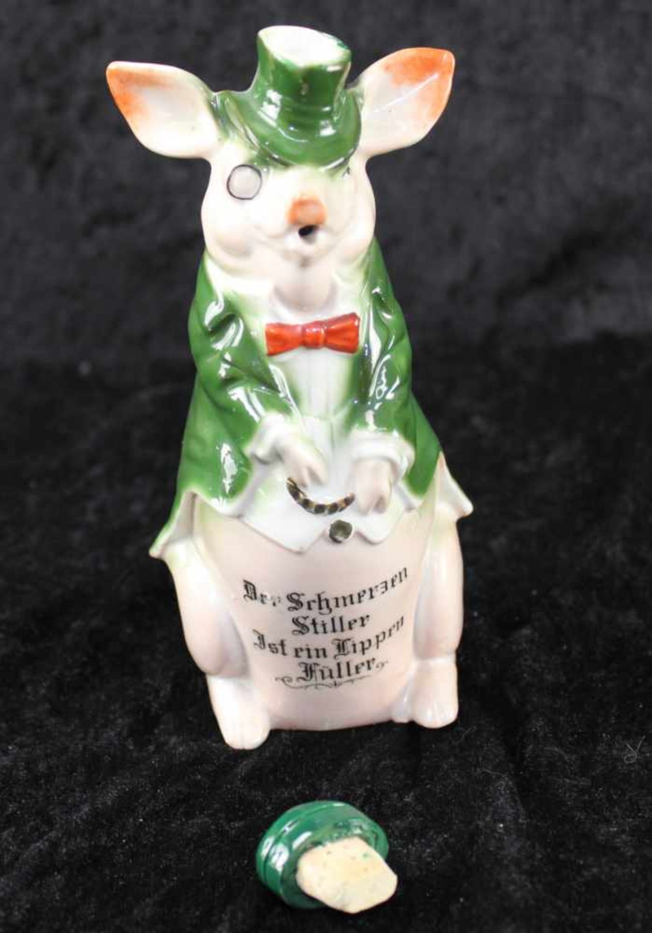 Schnapsflasche, humoristische Darstellung, Schwein mit Sinnspruch, Feinsteinzeug um 1920 - Image 2 of 4