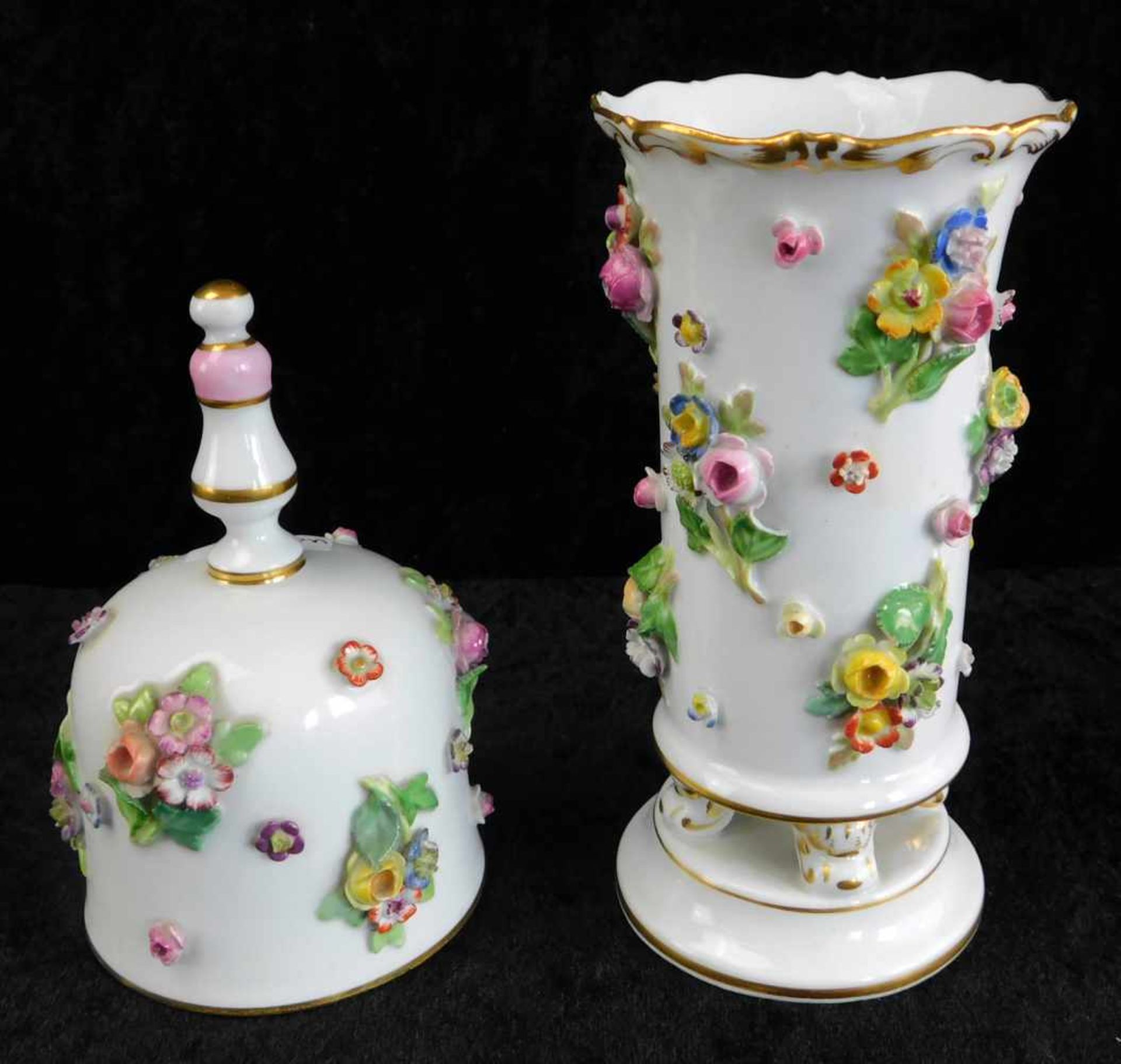 Meissen Schwertermarke, Set 2 Teile, Vase und Glocke, 1. H.20.Jhdt., Knaufzeit, Goldrand und