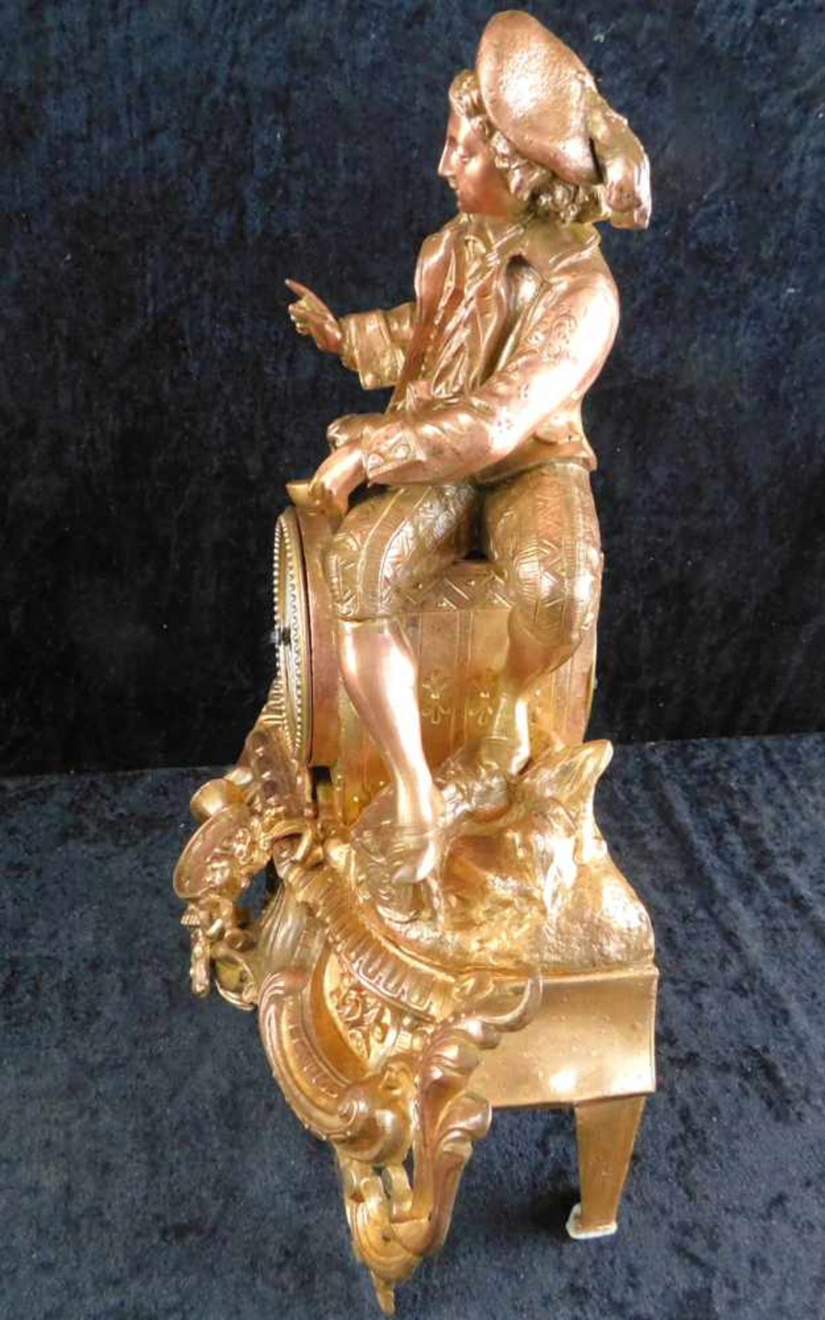 Figurenpendule, Frankreich, 2.H.20.Jhdt., Metall bronziert, "Junge mit Hund", Uhrwerk L`Epée - Bild 4 aus 7
