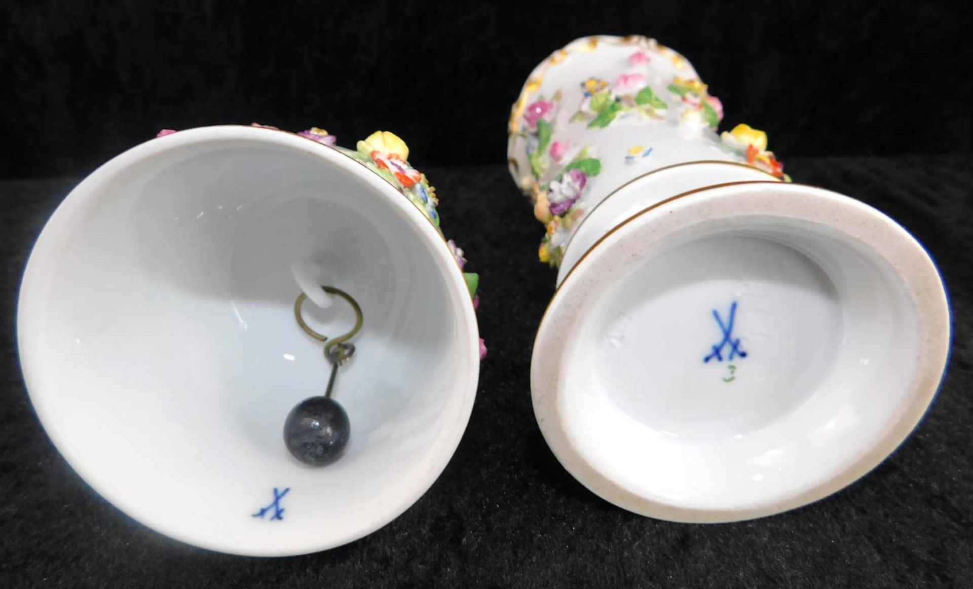 Meissen Schwertermarke, Set 2 Teile, Vase und Glocke, 1. H.20.Jhdt., Knaufzeit, Goldrand und - Image 3 of 3