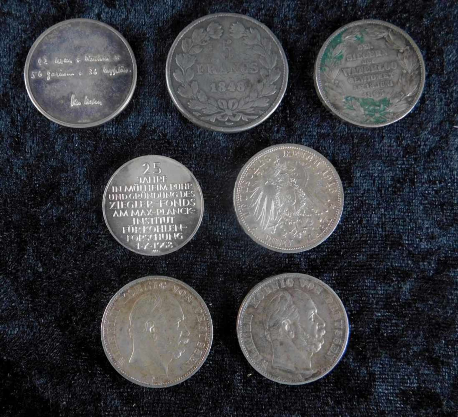 7 Silbermünzen: Otto Hahn, Louis Philippe I., Georg V., Karl Ziegler, Wilhelm II. - Bild 2 aus 2