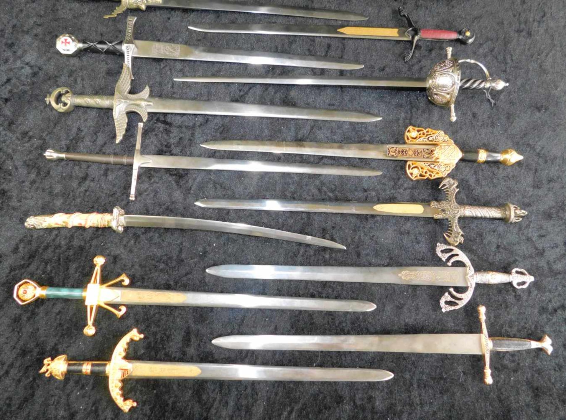 Konvolut Brieföffner, Sammlung Miniatur-Schwerter, 22 Stück, Länge von ca. 24 cm bis 30 cm, - Image 3 of 3