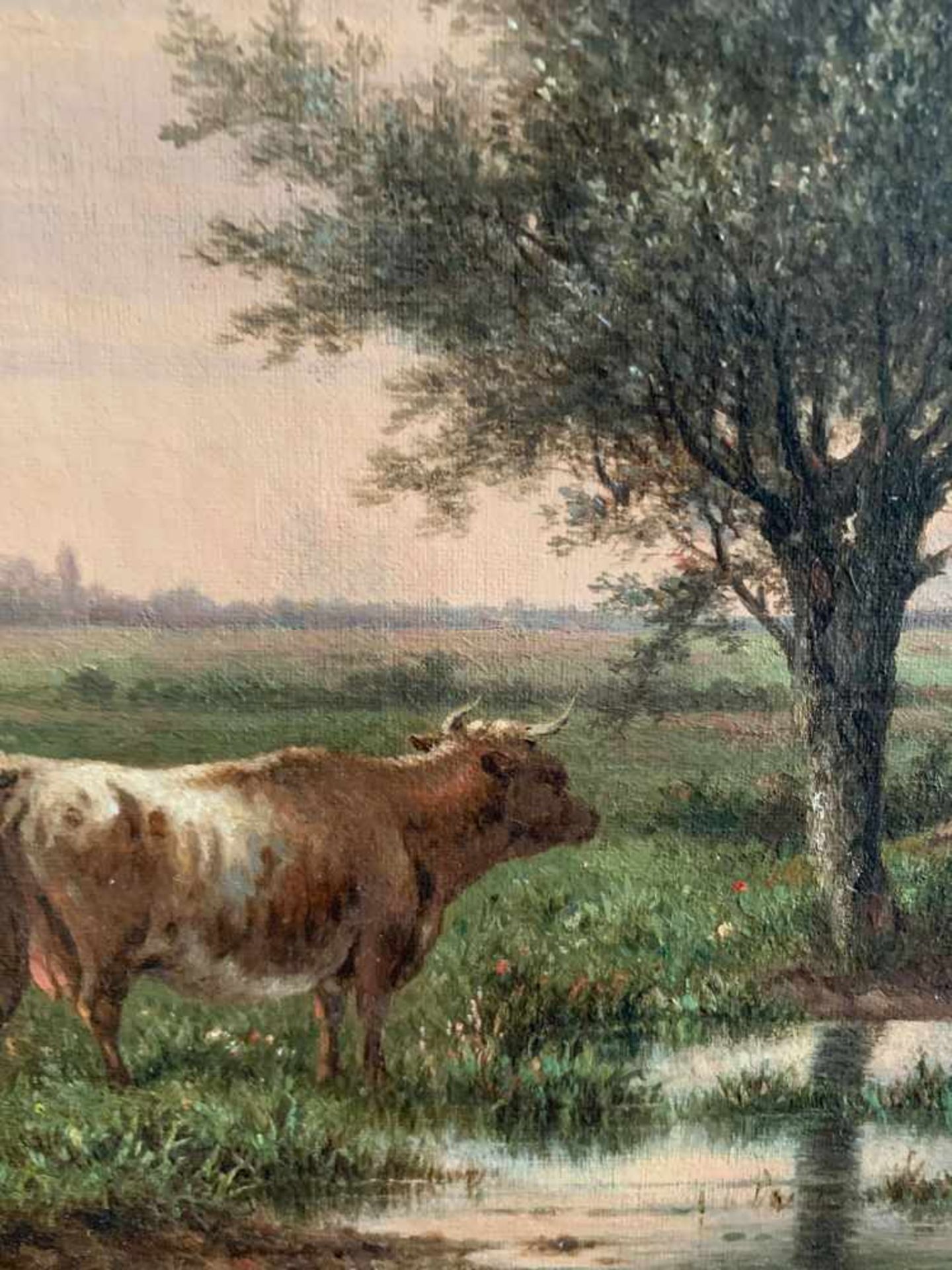 Hendrik Pieter KOEKKOEK (1843-c.1890), Weide mit Tümpel, eine Kuh schaut durch Bäume hindurch auf - Bild 2 aus 5