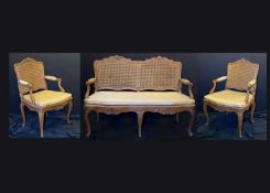 Sitzbank und 2 Sessel, um 1800, gepolstert, Sitzbank: 94 x 132 x 55 cm; Sessel: 94 x 64 x 56 cm;