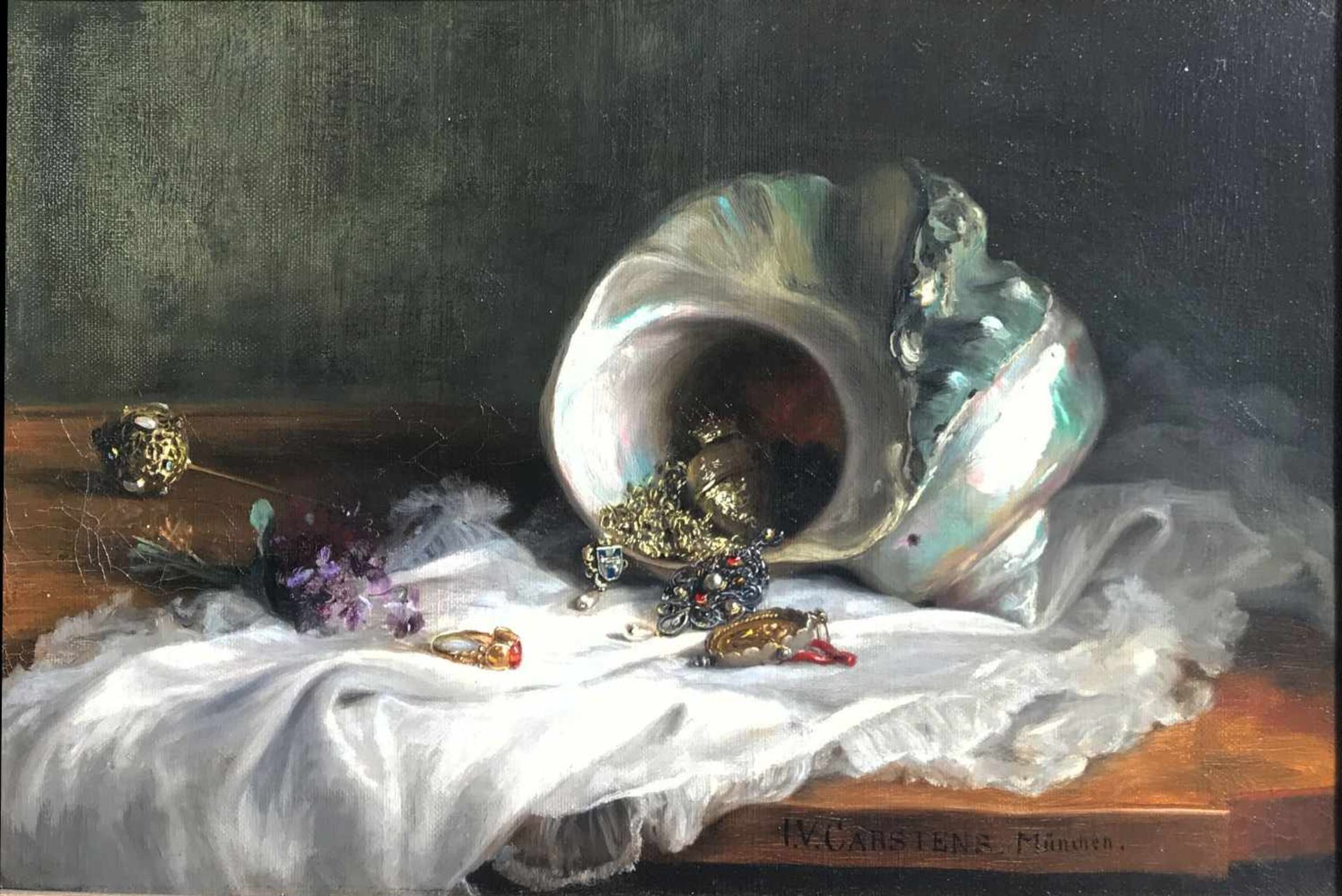 Julius Victor CARSTENS (1849-1908), Stilleben auf einem Tisch mit feinem weißem Tuch, darauf Schmuck