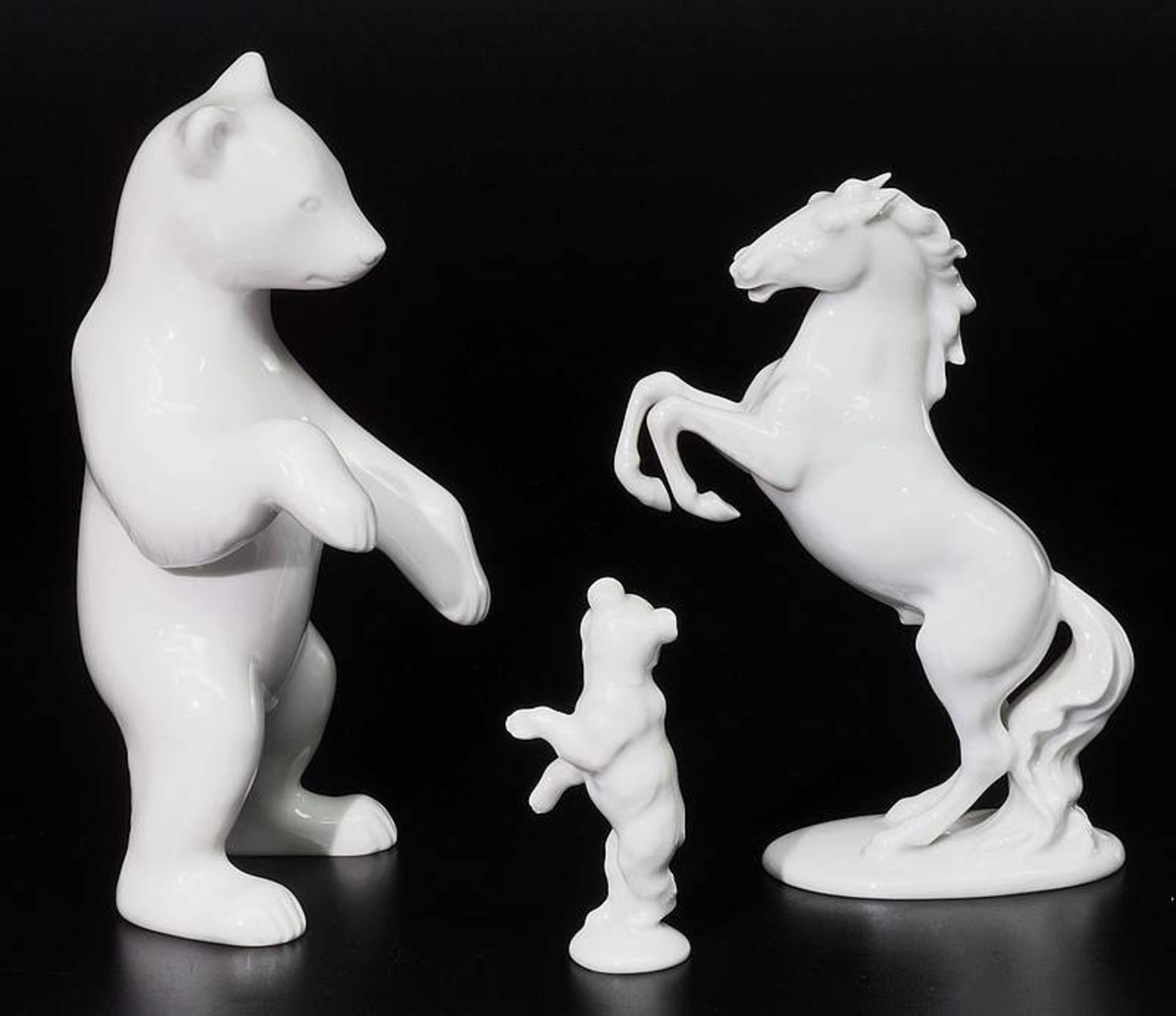 Drei Tierfiguren. KPM Berlin und ROSENTHAL. Drei Tierfiguren, jeweils weiß glasiertes Porzellan. - Bild 3 aus 6