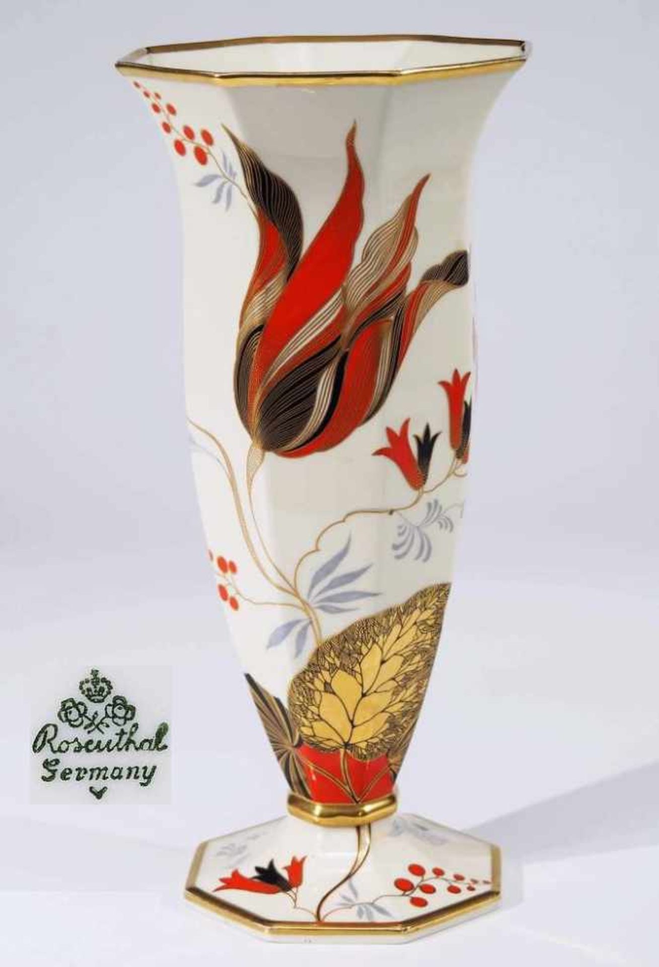 Art-Déco Vase. ROSENTHL.Art-Déco Vase. ROSENTHL. Marke 1934 - 1945. Achteckiger profilierter