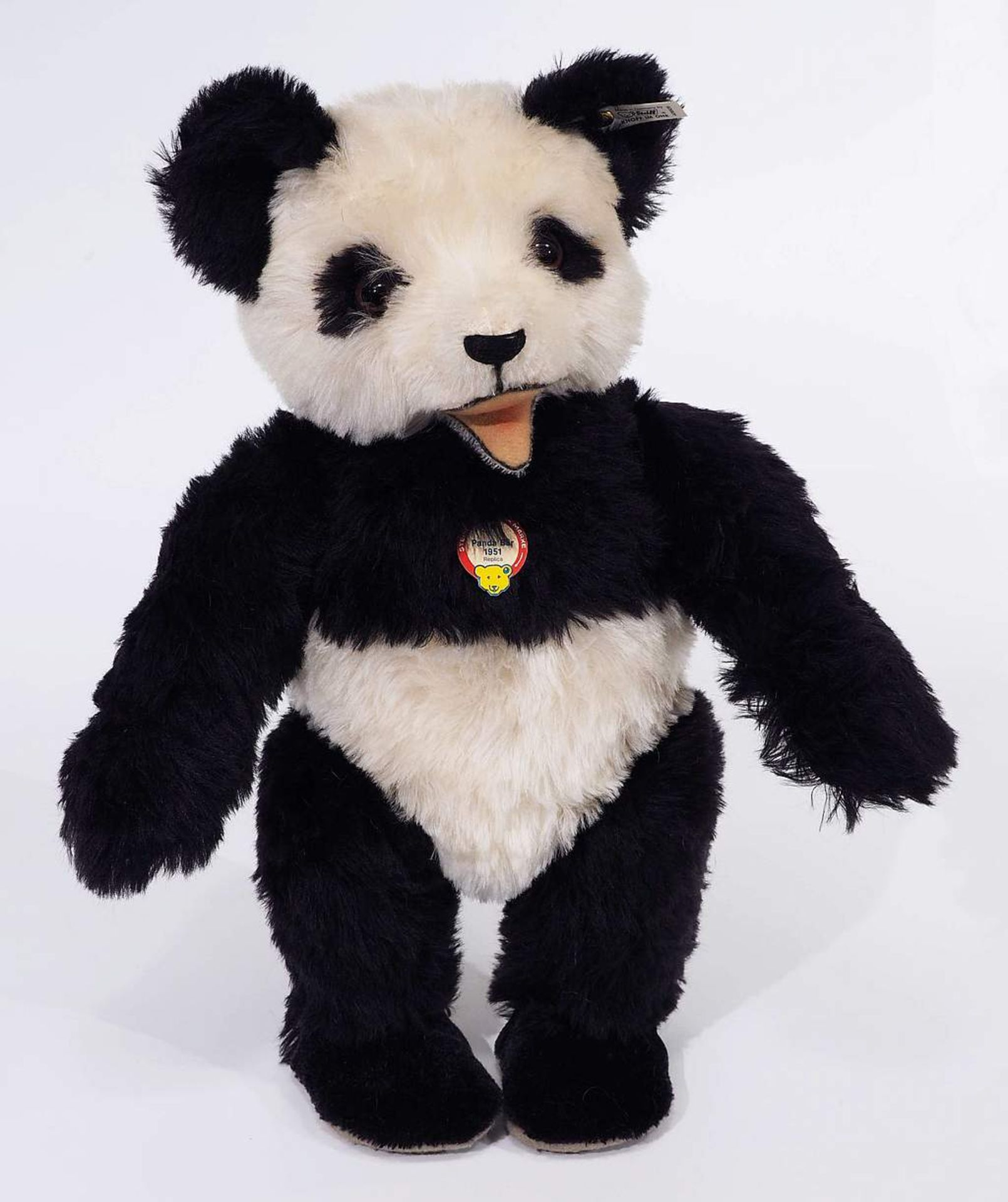 STEIFF Original Teddybär "Panda Bär schwarz-weiß, 1951". STEIFF Original Teddybär "Panda Bär - Bild 3 aus 9