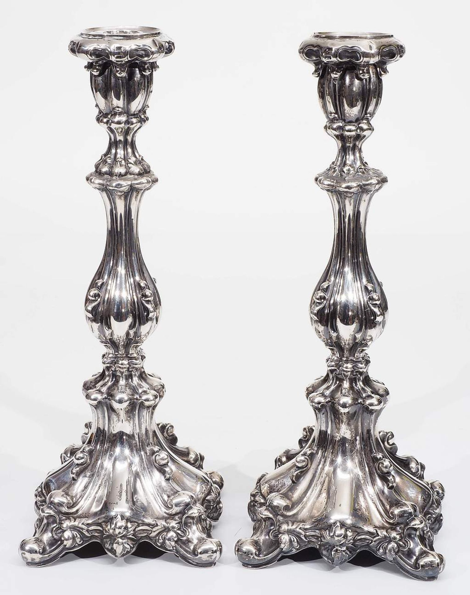 Paar Kerzenleuchter im barocken Stil, je einflammig.Paar Kerzenleuchter im barocken Stil, jePaar - Image 2 of 5