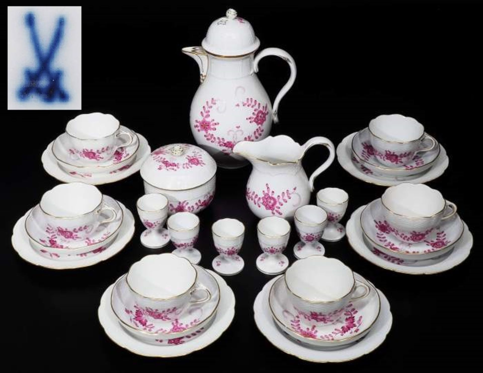 Indisch Kaffeeserivce. MEISSEN nach 1954. Indisch Kaffeeserivce. MEISSEN nach 1954. Reliefdekor "