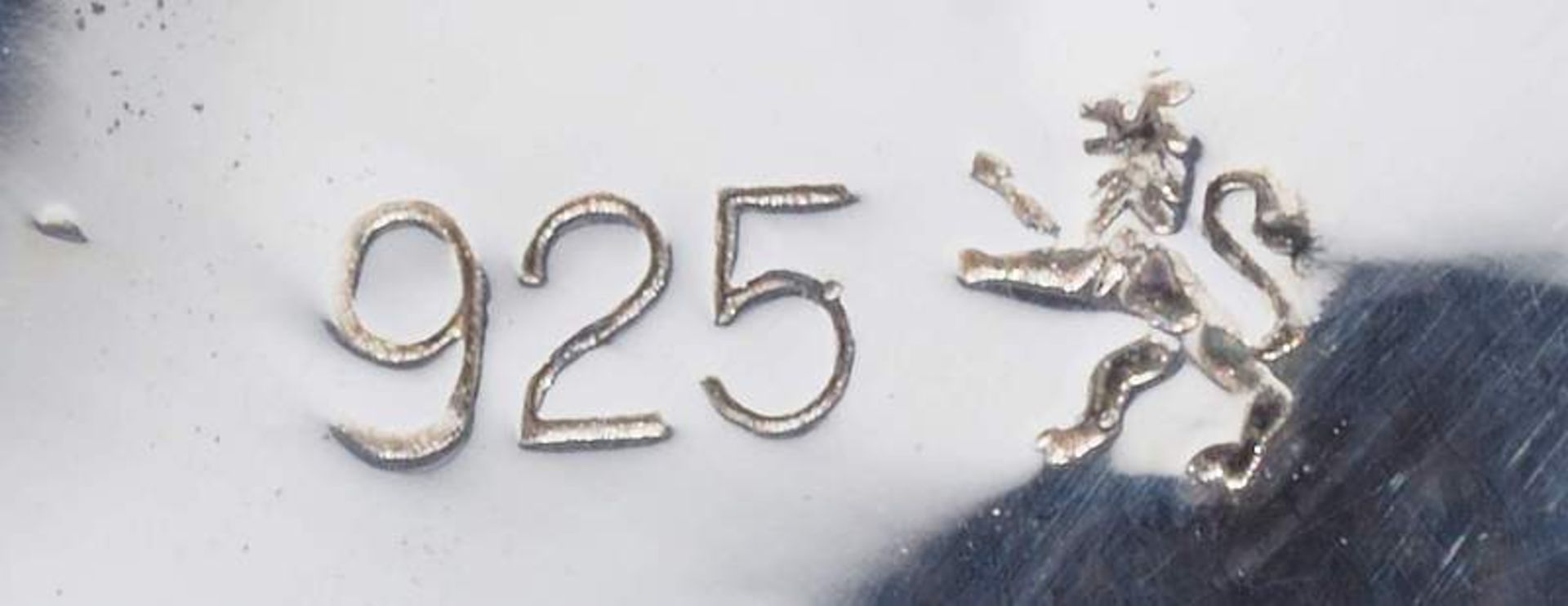Miniatur-Gewürzstreuer, 925er Silber. Miniatur-Gewürzstreuer, 925er Silber. Insgesamt 15 Stück. - Image 6 of 6
