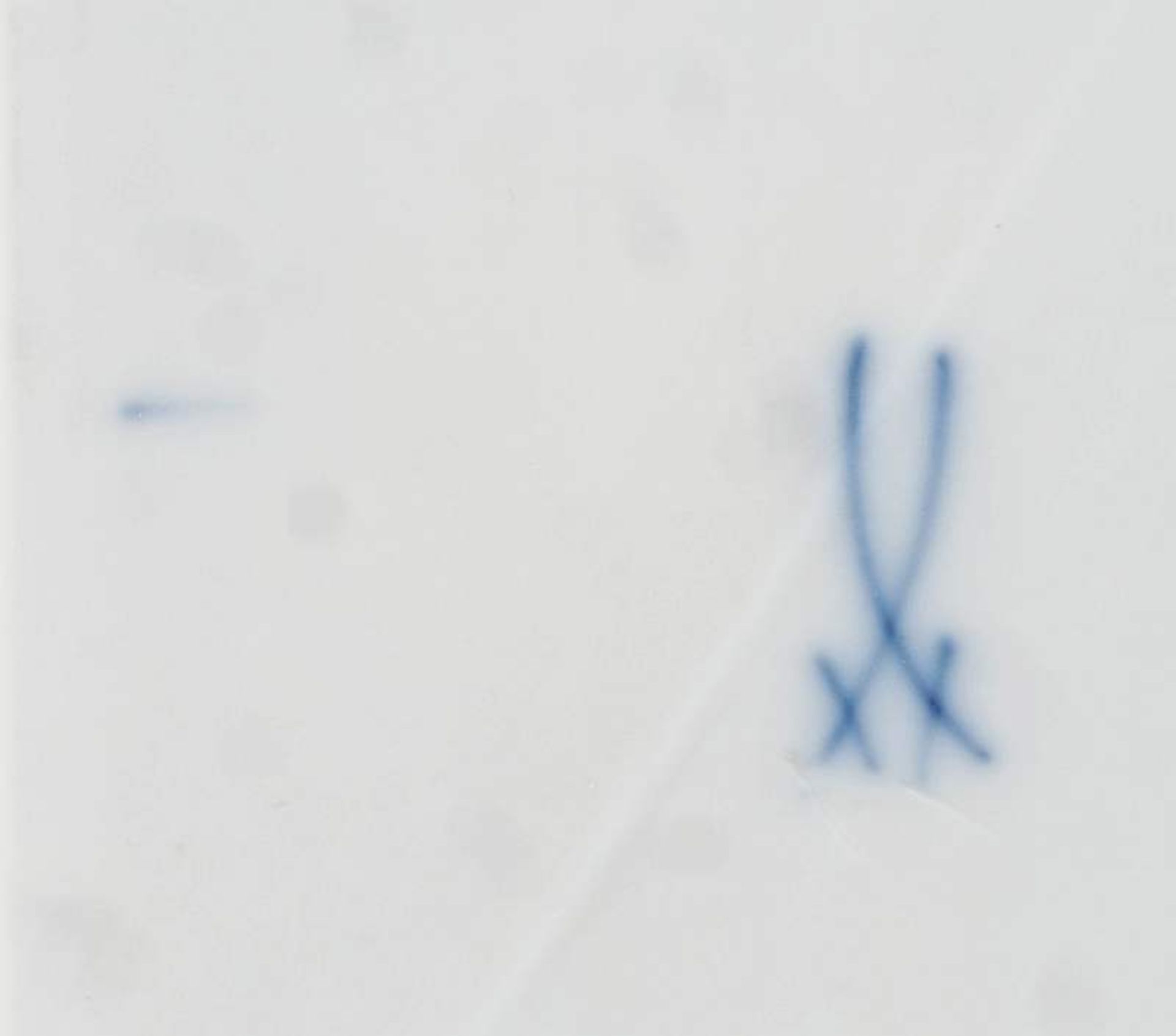 Teedose MEISSEN, Marke 1980, 1. Wahl. Rechteckige Form mit flacher Schulter, erhöhtem - Bild 6 aus 6