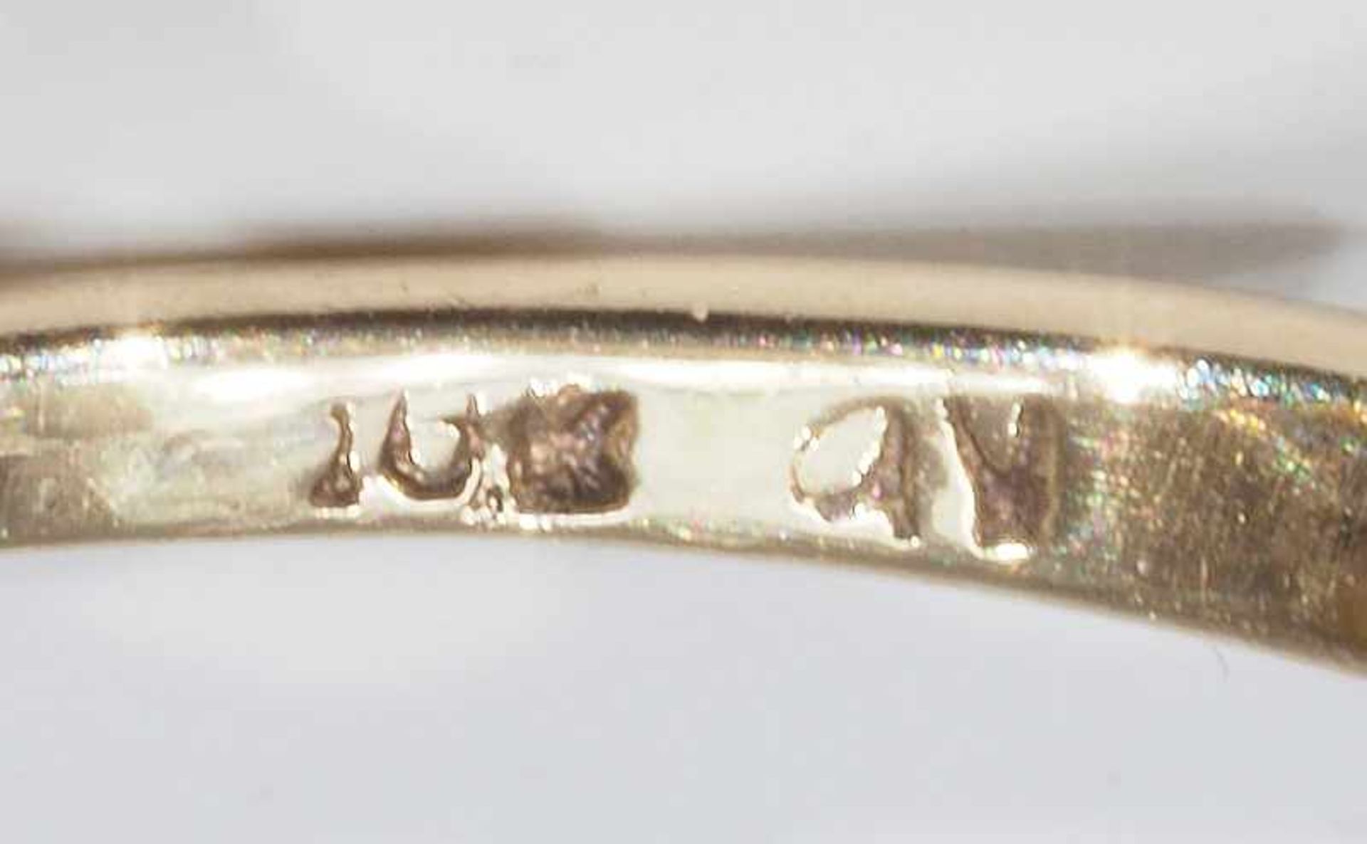 Ring mit Saphiren-Navetten und kleinem Diamantbesatz. 10 Kt. = 416 Gelbgold, Ringgröße 55, ca. 3,5 - Image 5 of 5