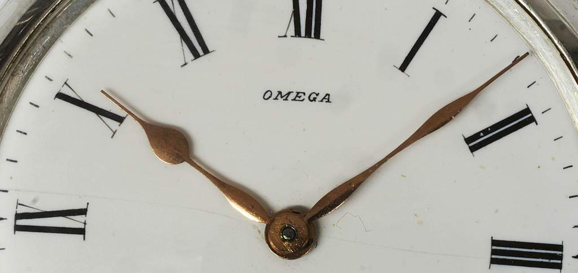 Taschenuhr OMEGA, 800er Silber. Handaufzug, weißes Emailzifferblatt mit römischen Zahlen, alle - Bild 4 aus 8