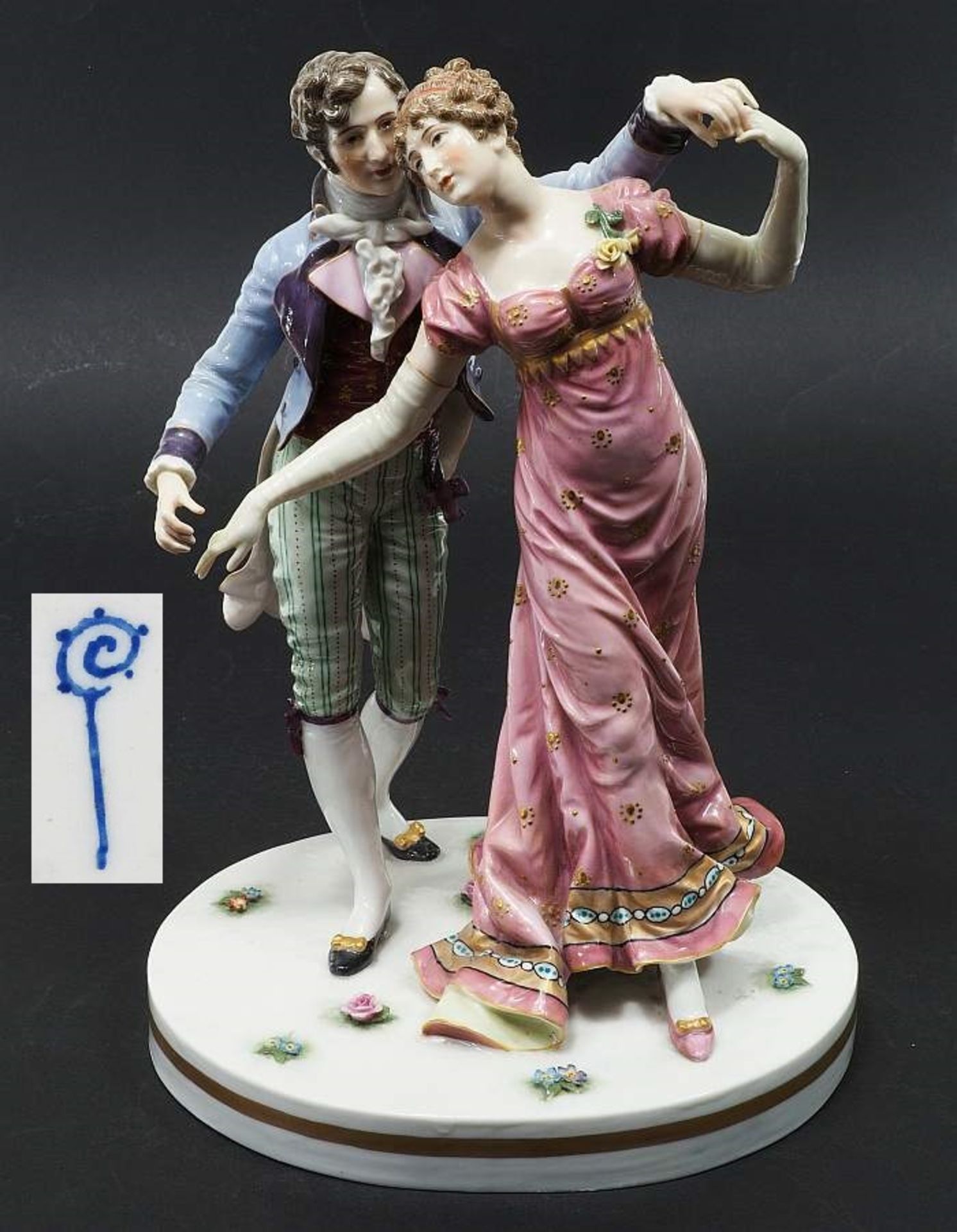 Tanzendes Paar. PASSAU Dressel, Kister & Cie, Marke 1907 - 1920, Modell Nummer 4794.