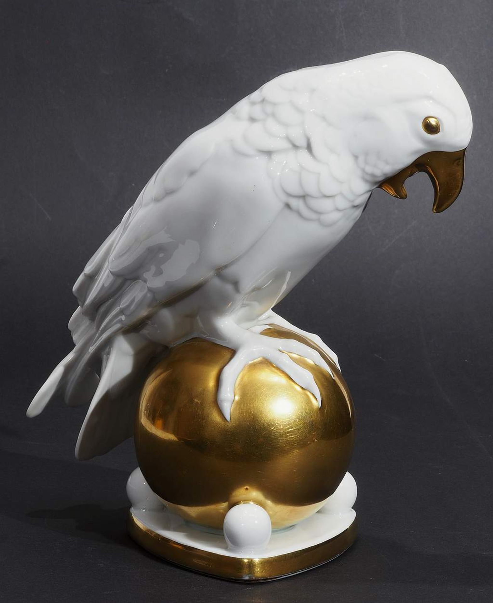 Papagei auf Goldkugel. HUTSCHENREUTHER, Selb-Bavaria, Abteilung für Kunst. Entwurf Fritz Klee (<br - Bild 2 aus 7