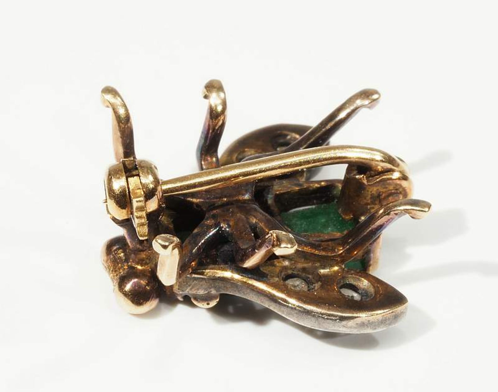 Kleiner Schmuckkäfer-Brosche mit zwei Smaragden und kleinen Diamanten. Um 1900, 750er Gold geprüf - Image 7 of 7