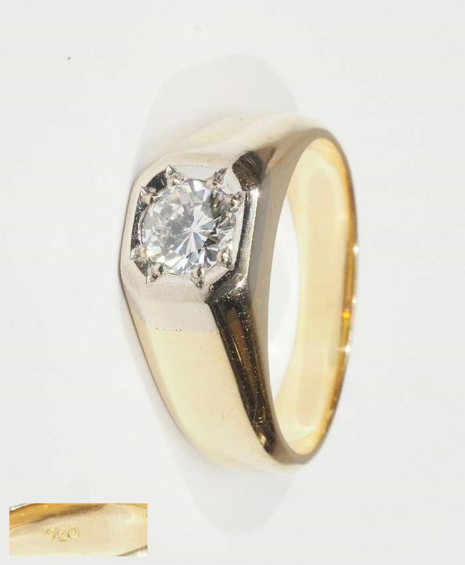 Bandring mit Brillant. 750er Gelbgold, besetzt mit einem Brillant von 0,47 ct. F/lupenrein, Top-<br