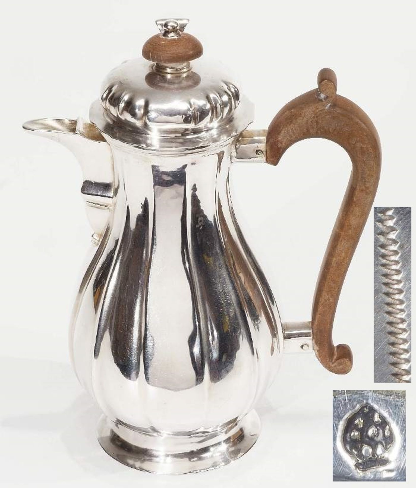 Milch-/Heißwasserkännchen. Silber, Augsburg, 1736 - 37. Meister Johann Wagenknecht, geboren 1677,