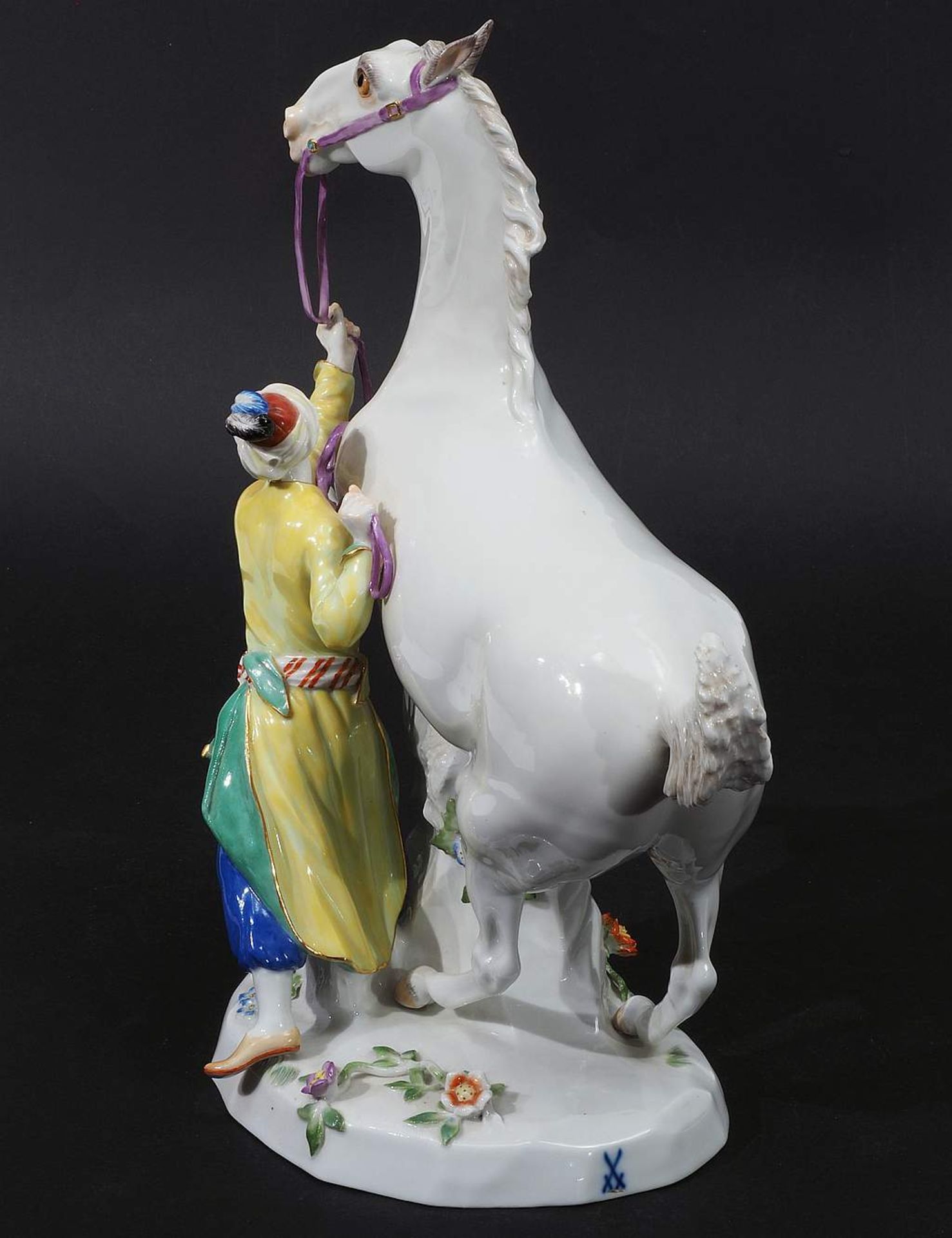 Figurengruppe "Der Pferdebändiger", MEISSEN Jahreszeichen 1992. Nach einem Modellentwurf von Johan - Bild 5 aus 8