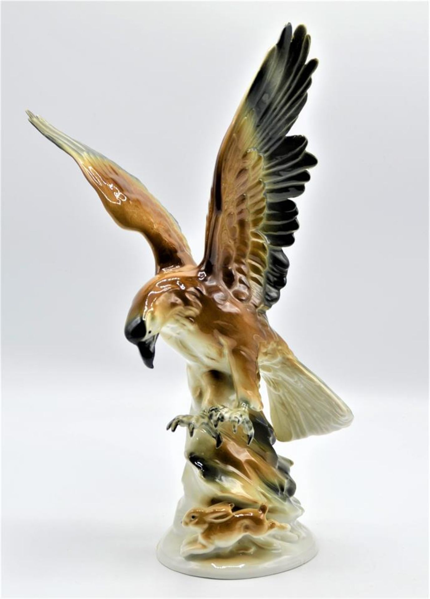 Porzellanfigur " Adler Hase " VEB Porzellanmanufaktur Wagner & Apel Lippelsdorf, Nr. 9501, 28cm