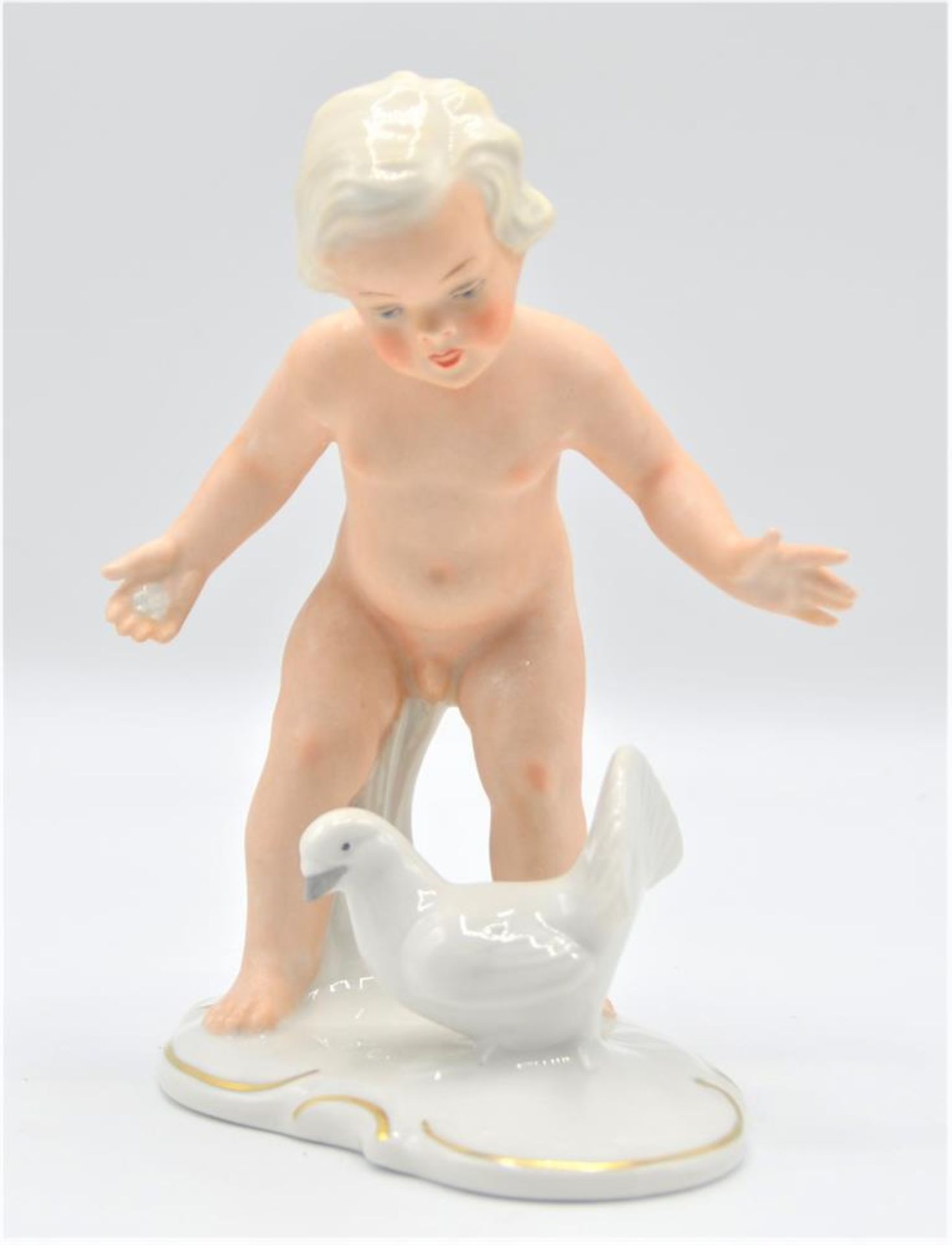 Porzellanfigur " Bub mit Taube " Wallendorf Porzellan 14,5cm